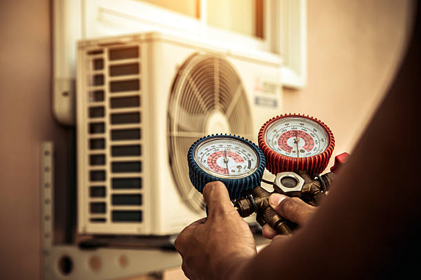Professional Heat Pump Repair technician working in Jeannette, PA